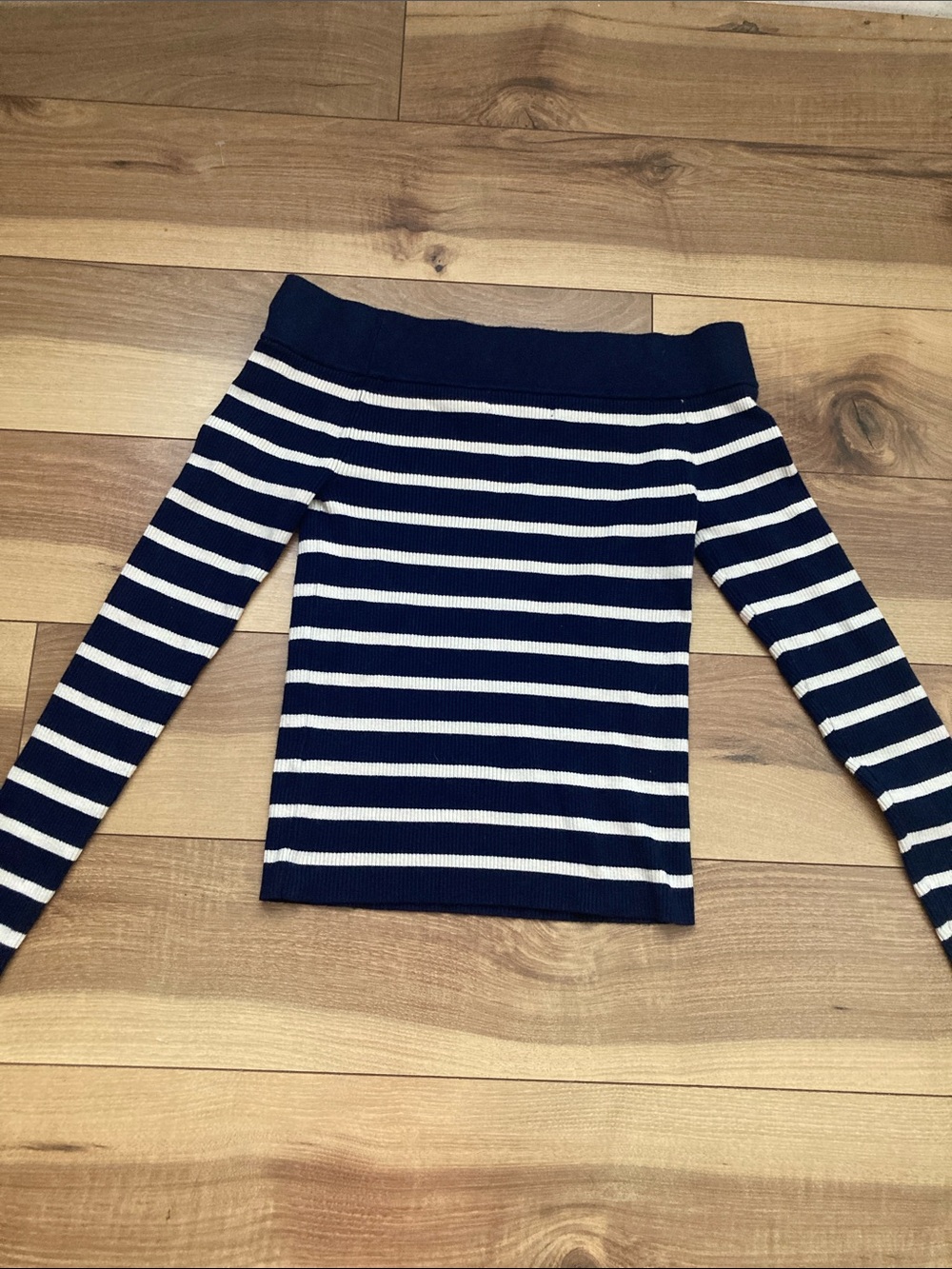 Carolina Constas Ribbed Knit Off The Shoulder Navy and Cream Top - Picture 6 of 6